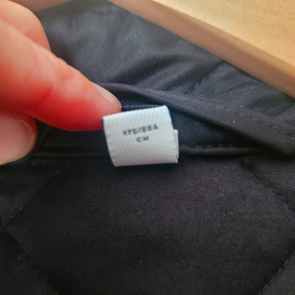 Burberry Quilted Jacket NWOT - Picture 16 of 16